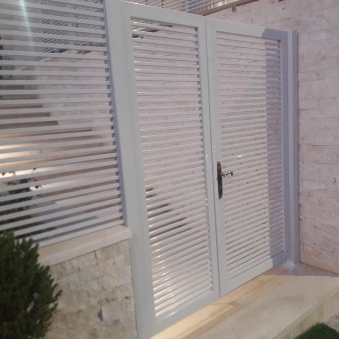 שער או גדר ברזל – עבודת מסגרות