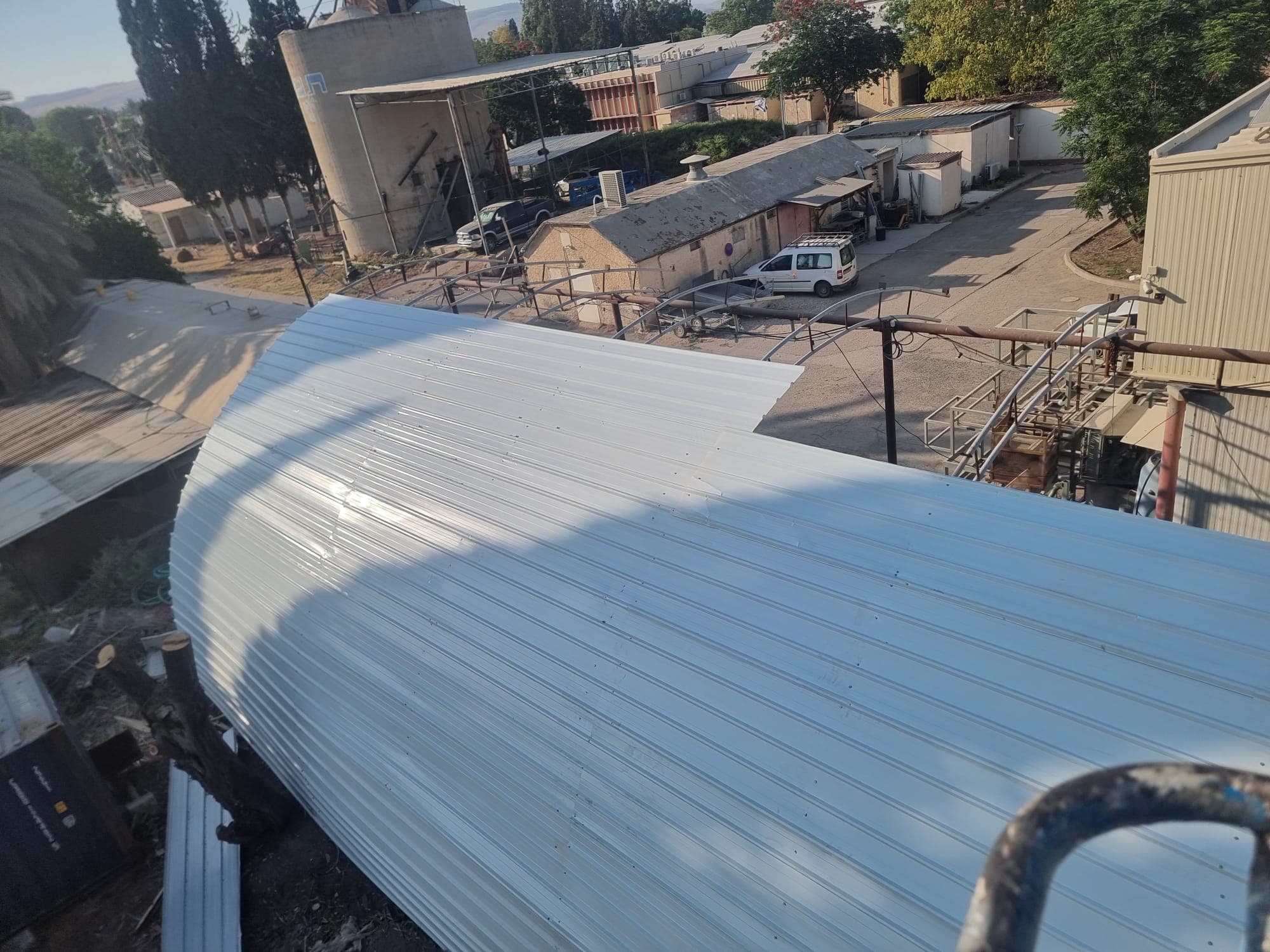 פרגולה או גג – עבודת מסגרות